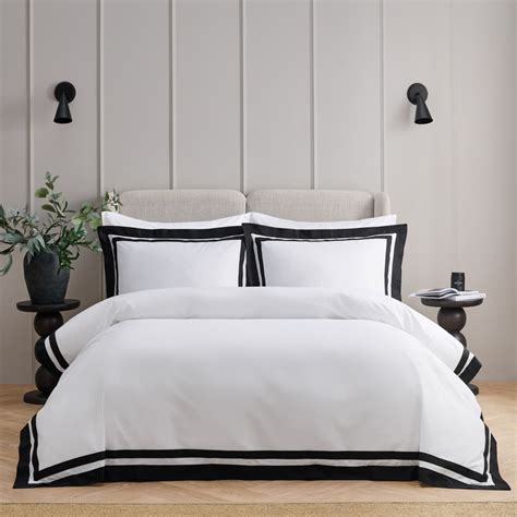 Double Border Duvet Set - King Size | Bedding | B&M