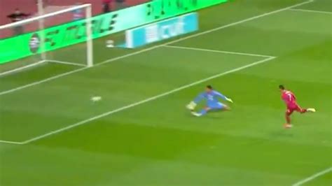 Cristiano Ronaldo’s Furious Reaction To Missed Open Goal Goes Viral In ...