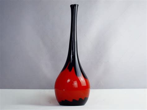 Tall Mid Century Red And Black Art Glass Vase Circa 1970 | Vinterior