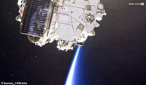 Russia closes off Arctic waters near NATO borders and designates them ...