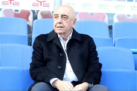 Mourinho discusses Inter, Milan and Juventus rivalries with Galliani ...