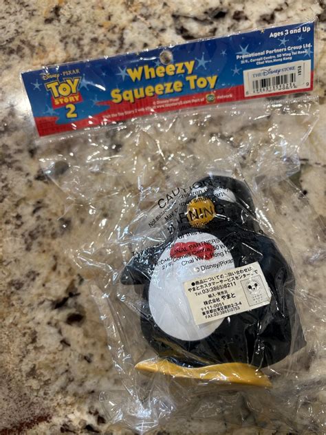 Disney Pixar Toy Story 2 Wheezy Penguin Squeeze Toy Vinyl Figure