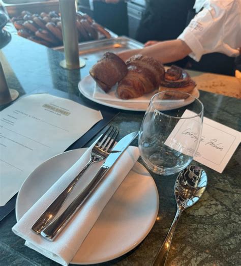 I tried Gordon Ramsay's 100th restaurant with £19 Full English and ...