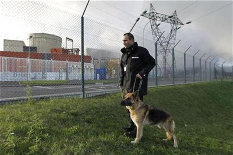 Child leukaemia doubles near French nuclear plants: study | Reuters