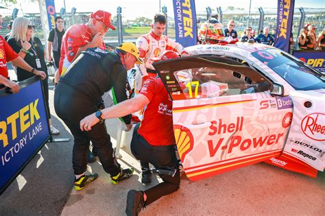 Kostecki, Randle treated and released after Race 18 | Supercars