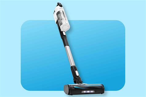 A 'nimble' cordless vacuum that shoppers say has as much suction as ...