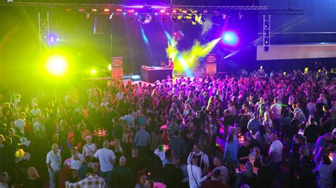Party-Locations in Rostock: Stadthalle und Helgas Stadtpalast laden zum ...