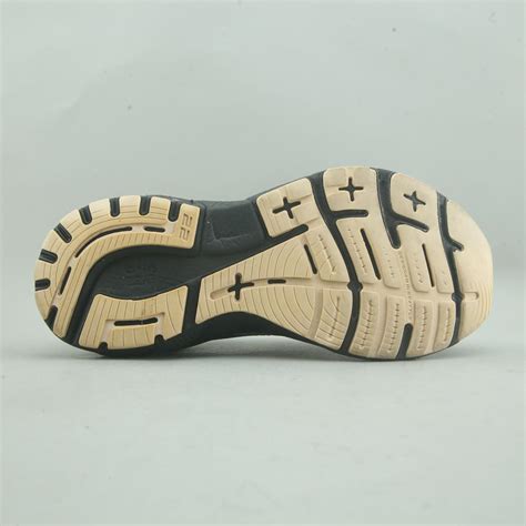 Buy Brooks Shoes Online In Pakistan | Khazanay.Pk