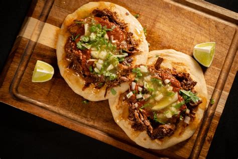 Former El Paraiso chef to open Fells Point pupuseria and empanada shop ...