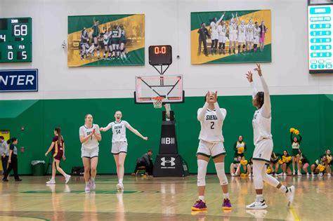 Saints March On to Sixth Straight Win - Siena University Athletics