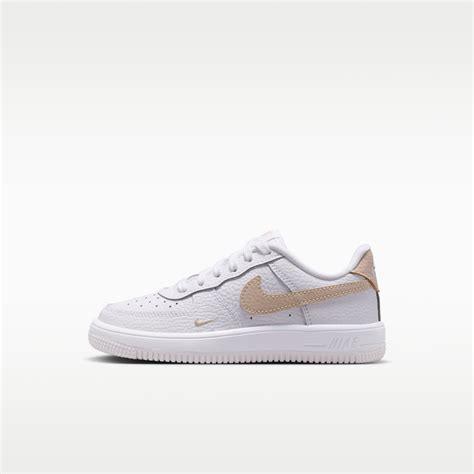 Younger Kids (UK 7.5 - UK 2.5) Air Force 1 Shoes. Nike NO