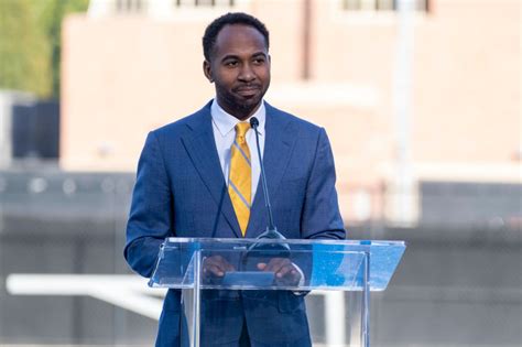 Morning Buzz: UCLA parts with AD Martin Jarmond