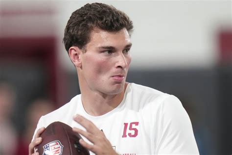 Where is Fernando Mendoza from? Ethnicity, background, and family of the next NFL Superstar | MARCA