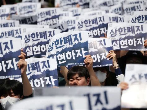 Samsung’s $416,000 chip worker bonuses may reshape labour battles in ...