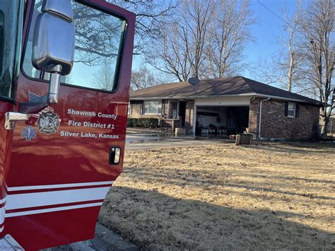 Monday morning fire contained to garage area of Silver Lake home ...
