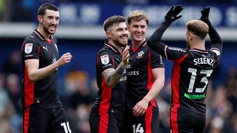 Sheffield Wednesday 1-3 Southampton: Saints continue play-off push ...