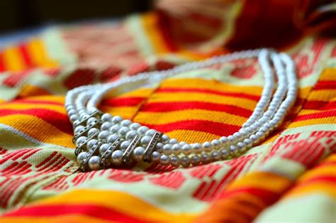 India’s Gem and Jewellery Exports Slip in FY26, but New Markets Offer ...