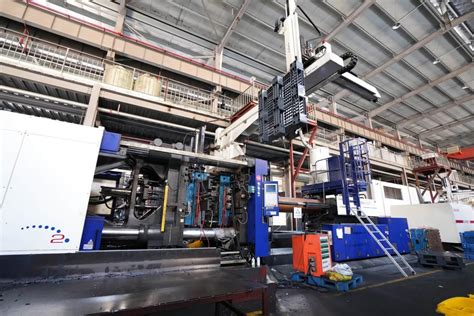 Plastic Pallet Manufacturer - Custom Plastic Pallets & Pallet Boxes