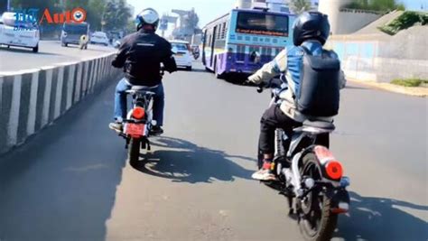 Royal Enfield's Flying Flea C6 electric bike spotted without camouflage