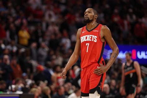 Kevin Durant Goes At Sideline Pistons Fan In Heated NSFW Exchange ...