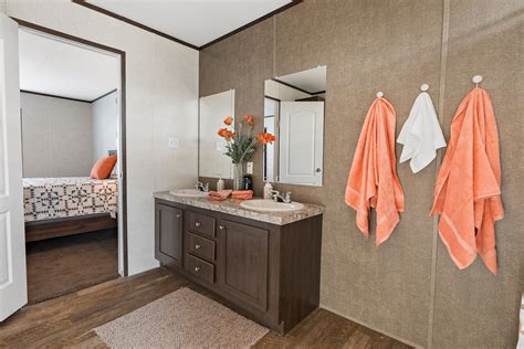 New Moon Doublewides The Texan NM2856D from Bolton Homes