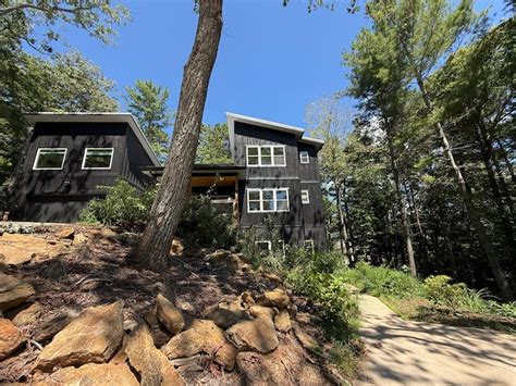 Dual Space Escape | 15 mins to Biltmore & Downtown - Houses for Rent in ...