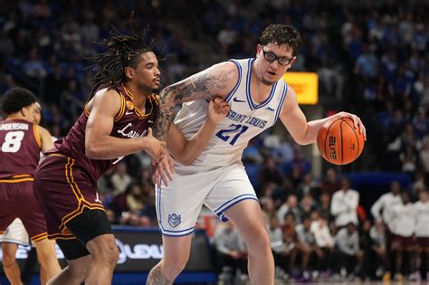 No. 25 Saint Louis beats Loyola Chicago 79-65 to earn top seed in A-10 ...