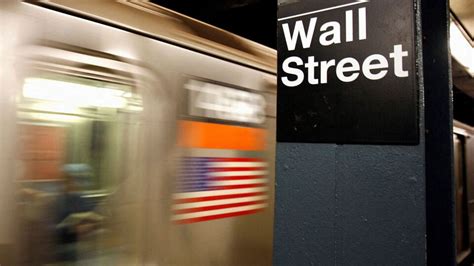 US stock market today: S&P 500, Nasdaq futures slide up to 1% as crude ...
