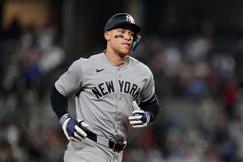 Yankees' Aaron Judge locked in two-horse AL MVP race one month into 2026 season