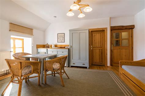 Studio "Cat" - Serviced apartments for Rent in Kaplice, Jihočeský kraj ...