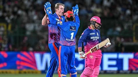 Kyle Jamieson all pumped up, gives fiery send-off after handing ...