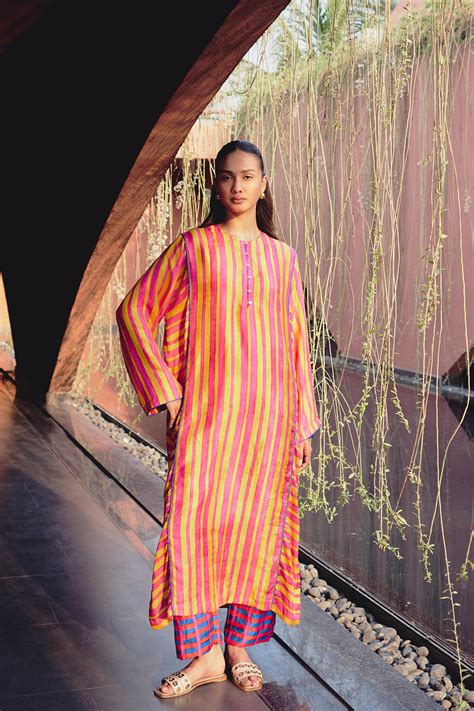 Ric Set – kavyasinghkundu