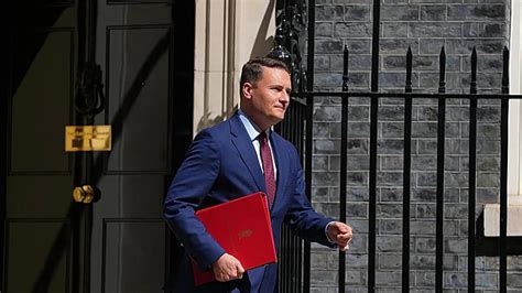 UK health minister Wes Streeting resigns, saying he has lost confidence ...