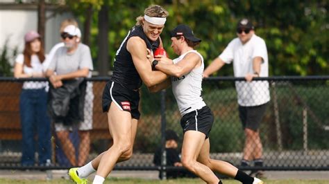 Magpies stars make timely return for Giants clash - ESPN