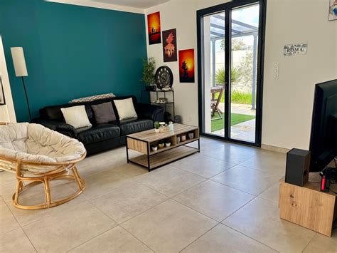 Contemporary home with pool and Jacuzzi. - Houses for Rent in Saint ...