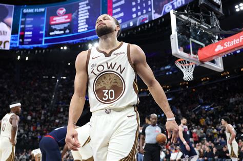 NBA Fans React To Warriors Steph Curry Announcement