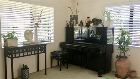 Meina’s garden home sunny queen bedroom - Houses for Rent in Auckland ...