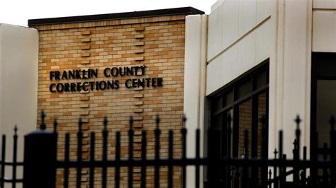 Inmate charged after attacking Franklin County jailer | Tri-City Herald