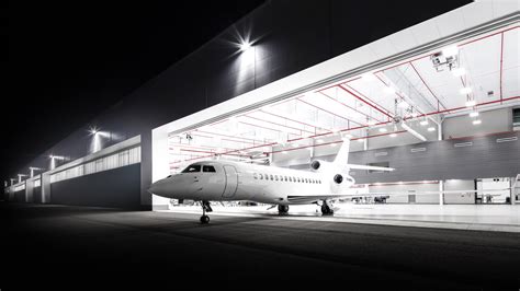 Dassault Falcon - Home