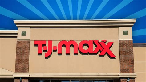 11 Best New T.J. Maxx Spring Decor Finds Flying Off Shelves Right Now