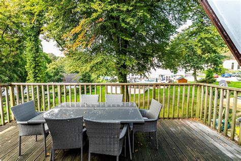 Valley Lodge 3 - Houses for Rent in Cornwall, England, United Kingdom ...