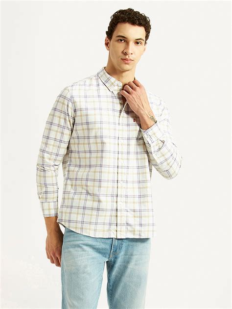 Men's Checkered Off-White Slim Fit Shirt – Levis India Store