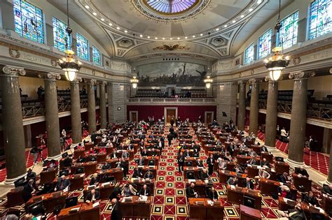 Do you prefer to pay income taxes or sales taxes? Missouri voters will get to choose