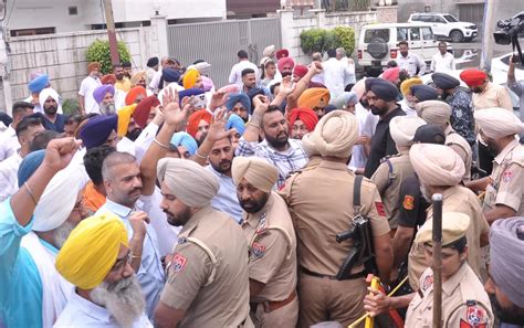 CBI raids in Punjab trigger fierce BJP-AAP-Congress crossfire