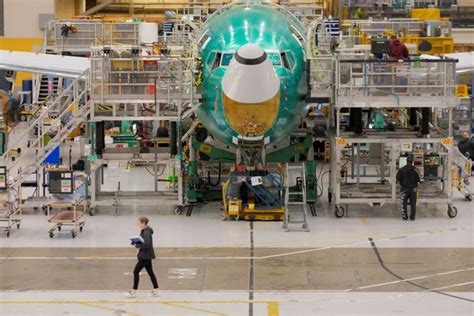 US Business Activity Recovers in April, War With Iran Is Boosting ...