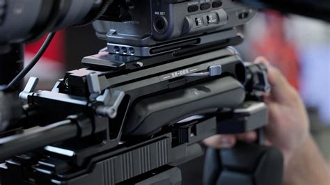 Smallrig SR007 Shoulder Rig - Newsshooter