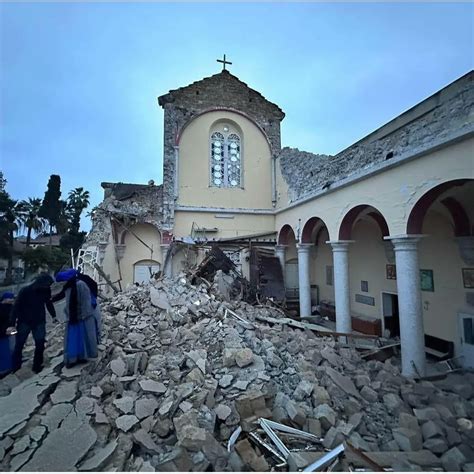 Before & After Pictures Show The Destruction After Major Earthquake In ...