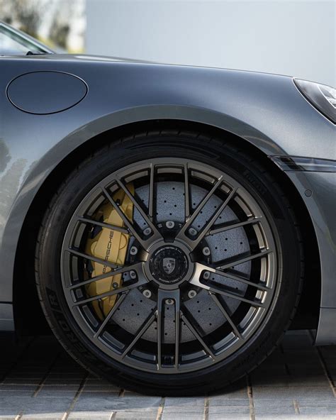 Pirelli Builds Custom P ZERO R Tire for Porsche's Newest Supercar | AutoGuide.com