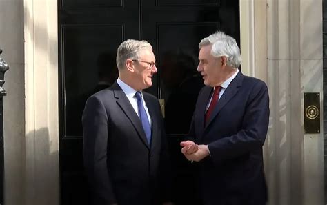 Starmer recalls Gordon Brown as Labour crisis grows