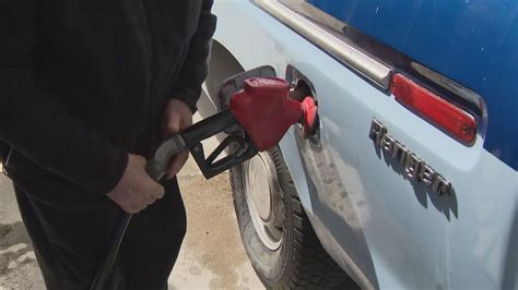 Canadians welcome 'necessary' gas tax relief